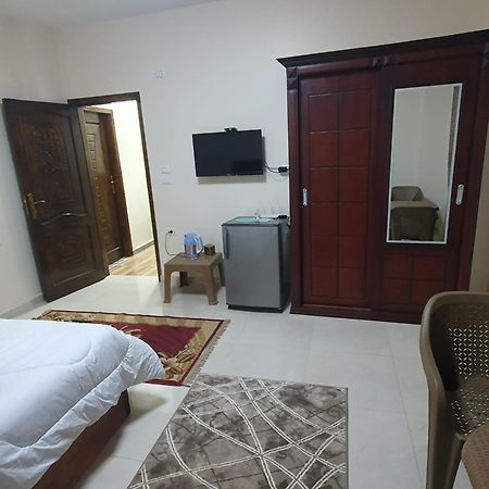 Sobba Pyramids View - Guest House Kafrat al Jabal Bagian luar foto