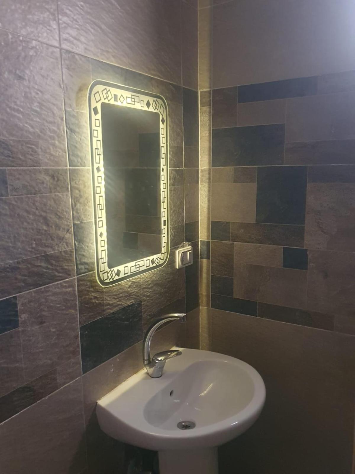 Sobba Pyramids View - Guest House Kafrat al Jabal Bagian luar foto