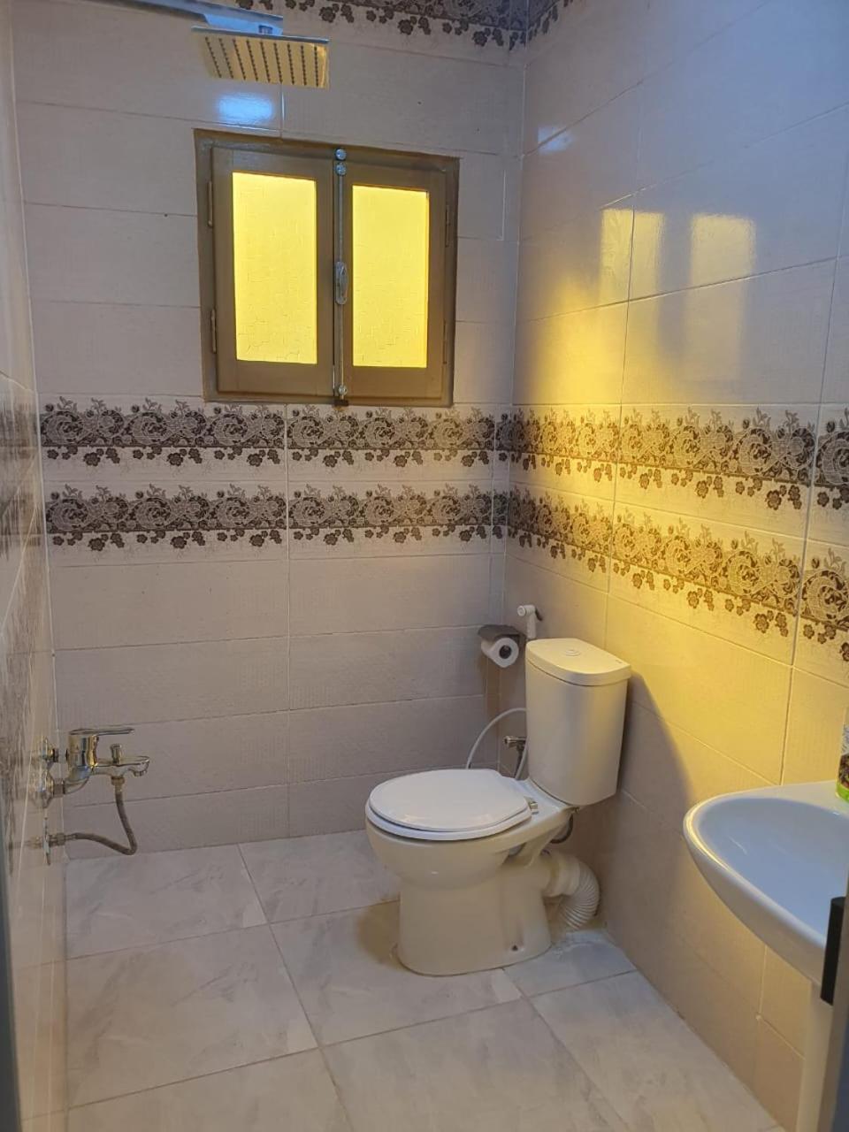 Sobba Pyramids View - Guest House Kafrat al Jabal Bagian luar foto