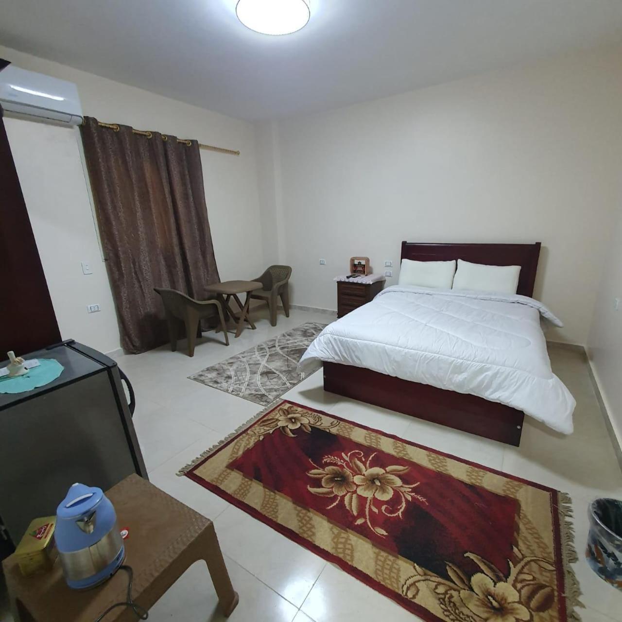 Sobba Pyramids View - Guest House Kafrat al Jabal Bagian luar foto