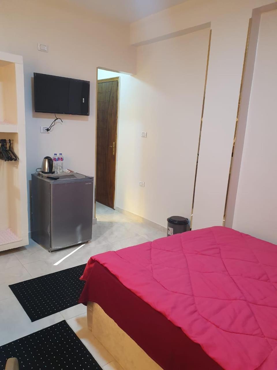 Sobba Pyramids View - Guest House Kafrat al Jabal Bagian luar foto