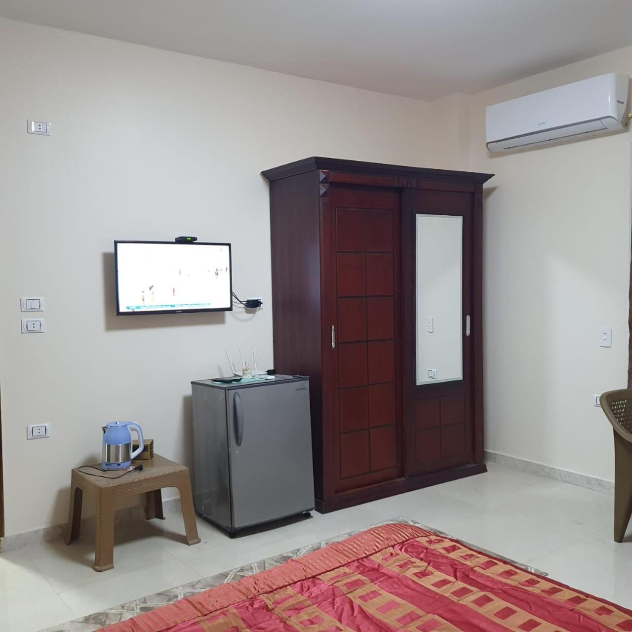 Sobba Pyramids View - Guest House Kafrat al Jabal Bagian luar foto