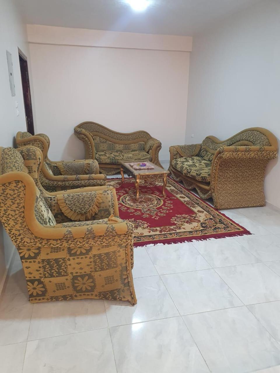 Sobba Pyramids View - Guest House Kafrat al Jabal Bagian luar foto