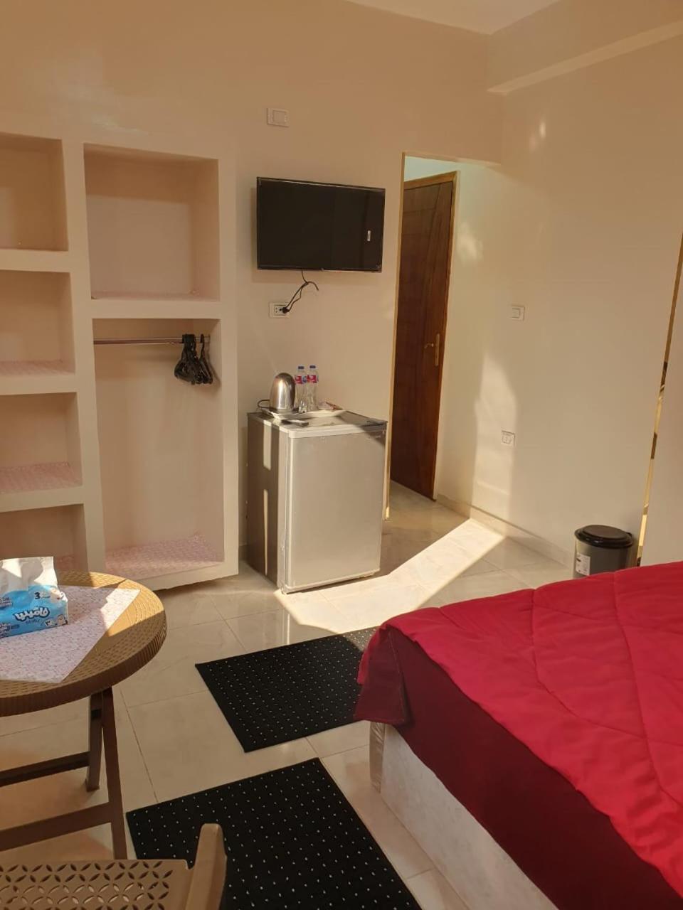 Sobba Pyramids View - Guest House Kafrat al Jabal Bagian luar foto
