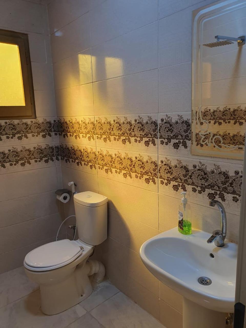 Sobba Pyramids View - Guest House Kafrat al Jabal Bagian luar foto